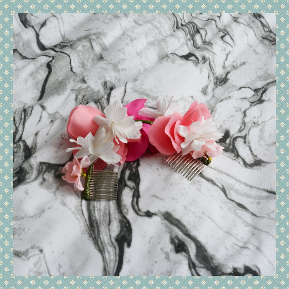 NWOT Forever 21 Floral Hair‎ Clip